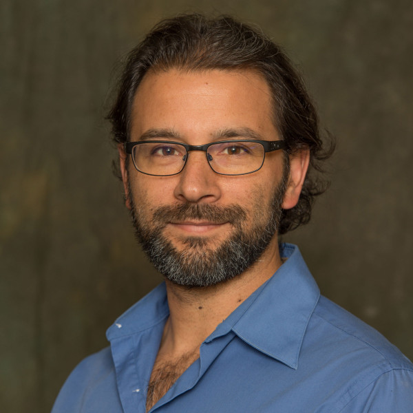 Professional headshot of Ricardo Mejia-Alvarez